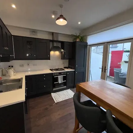 Splendid South Ranelagh Townhouse